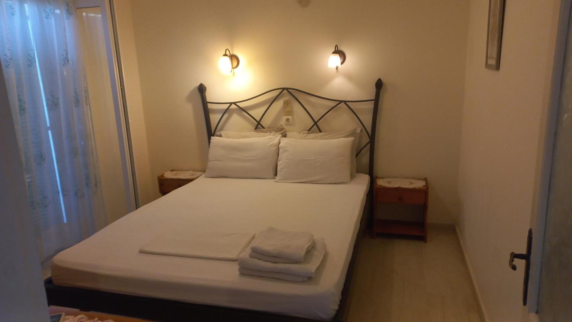 Apartamento Oneiro House Kassiopi Habitación foto